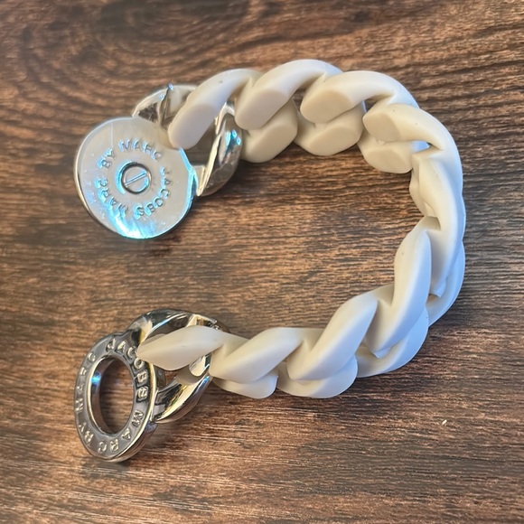 Marc Jacobs Silver and Oyster Grey Silicone Braided Bracelet - Picture 1 of 5